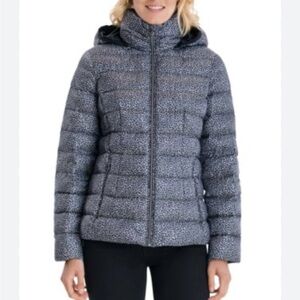 MICHAEL Michael Kors
Leopard Hooded Packable Down Puffer Coat